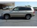 2005 Sonora Gold Pearl Toyota Highlander V6  photo #3