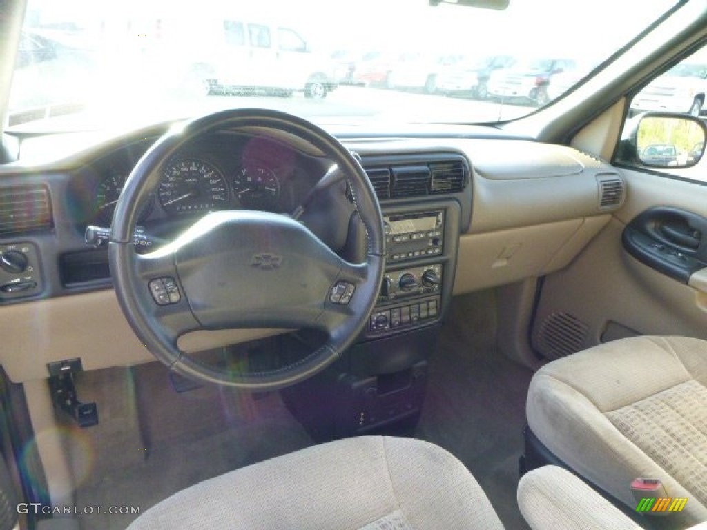 2005 Chevrolet Venture LT Dashboard Photos