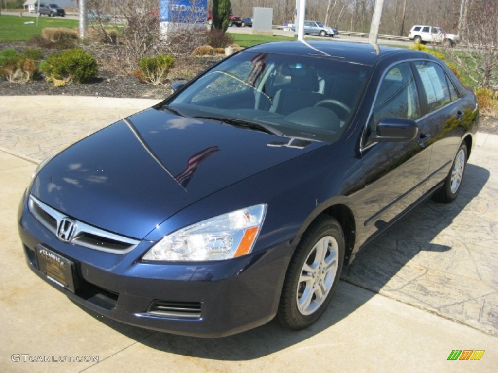 2006 Accord SE Sedan - Royal Blue Pearl / Gray photo #1