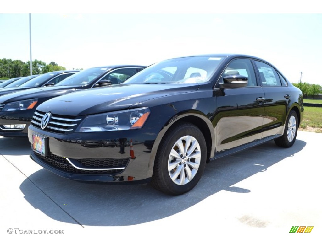 2013 Passat 2.5L S - Black / Titan Black photo #1