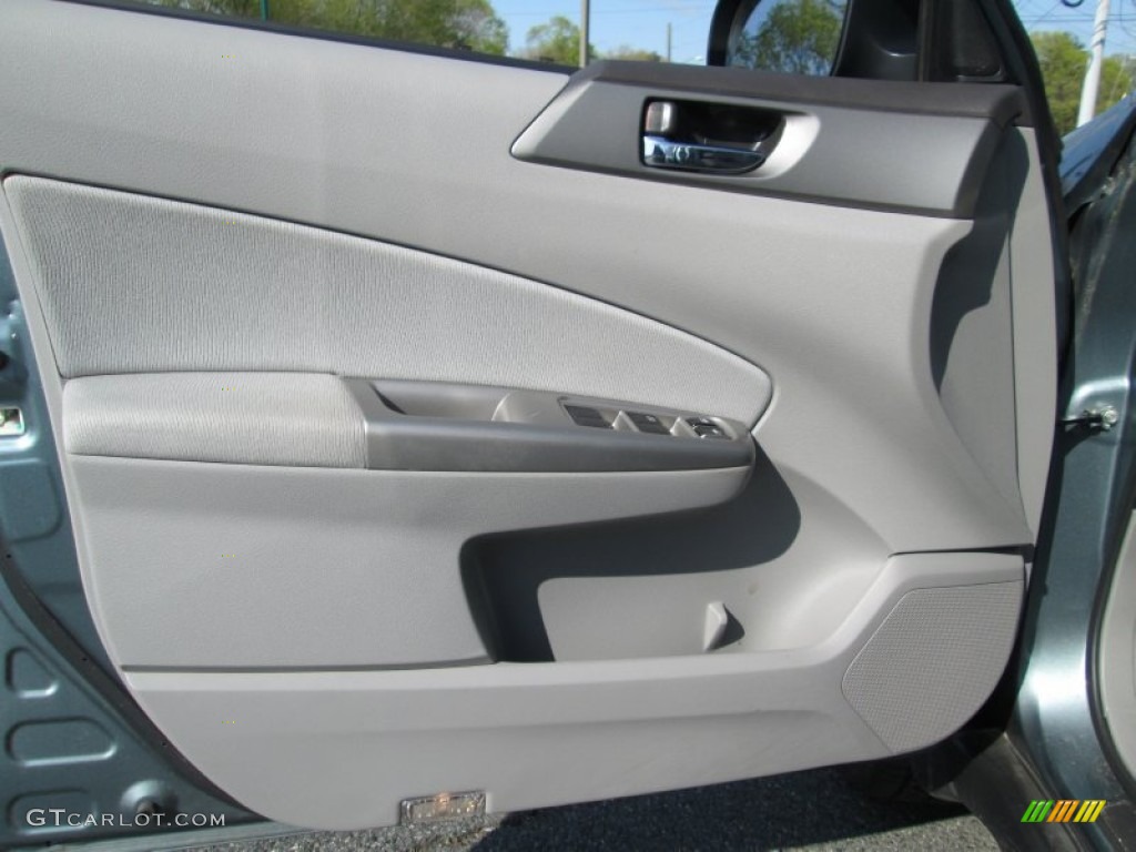 2010 Subaru Forester 2.5 XT Premium Door Panel Photos