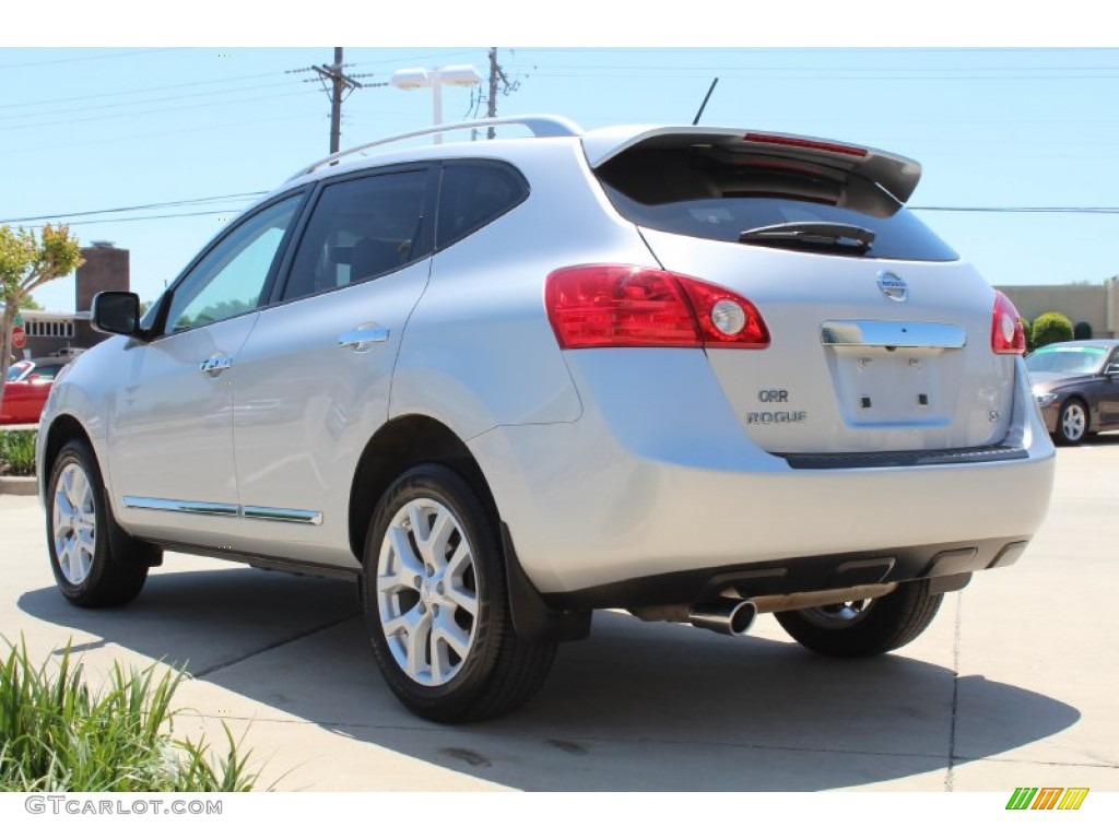 2011 Rogue SL - Silver Ice Metallic / Gray photo #3