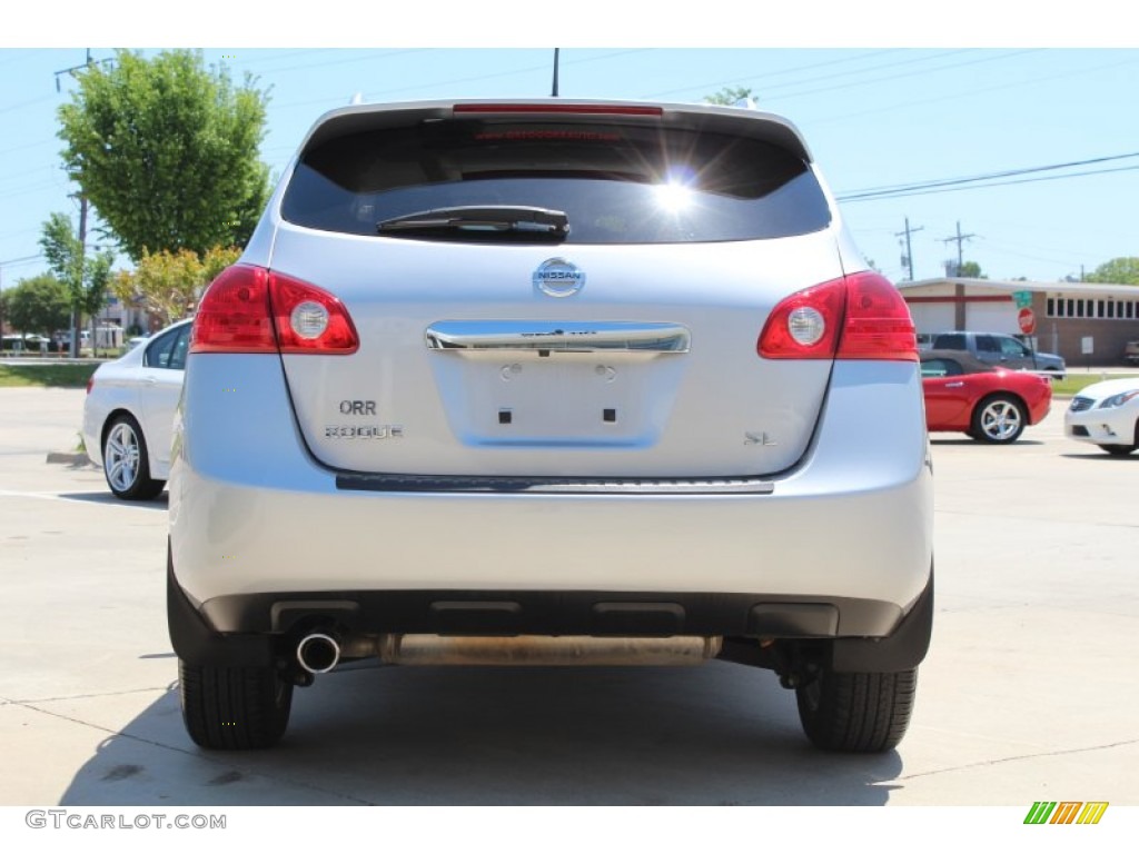 2011 Rogue SL - Silver Ice Metallic / Gray photo #8