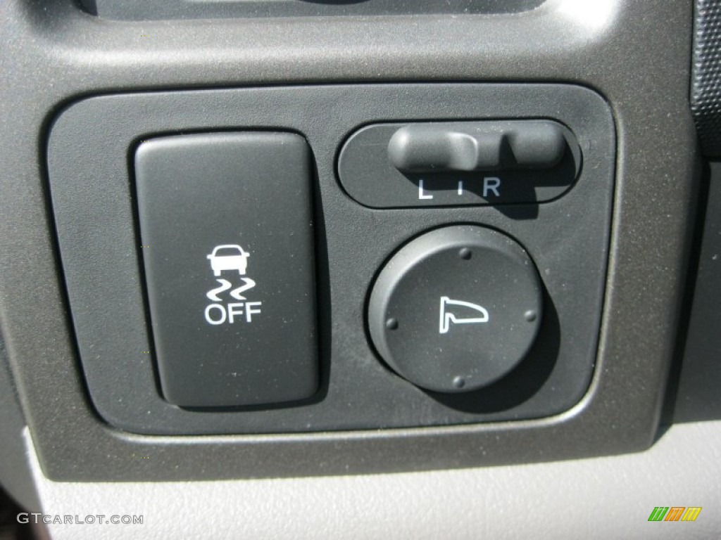 2011 Honda CR-V EX-L 4WD Controls Photo #80113391