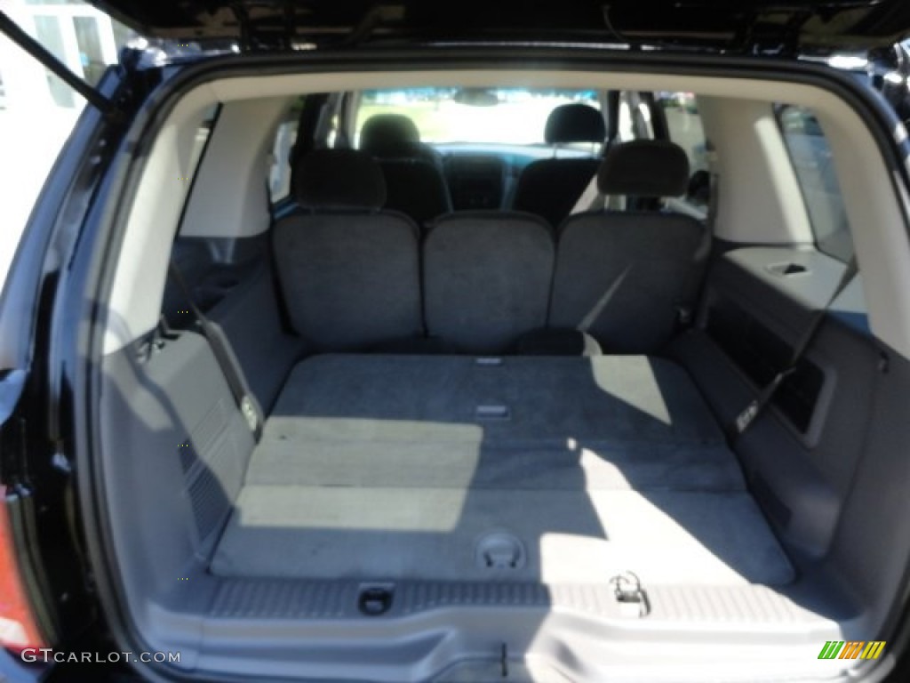 2002 Explorer XLT 4x4 - Black Clearcoat / Graphite photo #11