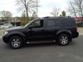 2009 Super Black Nissan Pathfinder SE 4x4  photo #4