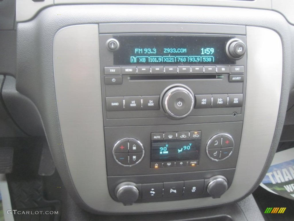 2013 Chevrolet Silverado 2500HD LTZ Crew Cab 4x4 Controls Photo #80120712