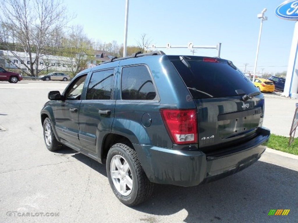 2005 Grand Cherokee Laredo 4x4 - Deep Beryl Green Pearl / Khaki photo #3