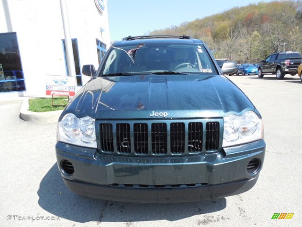 2005 Grand Cherokee Laredo 4x4 - Deep Beryl Green Pearl / Khaki photo #6