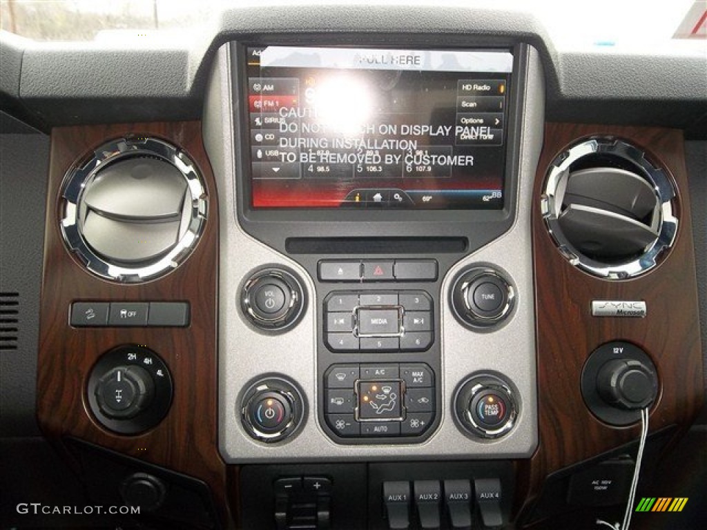 2013 Ford F250 Super Duty Lariat Crew Cab 4x4 Controls Photo #80122827