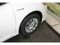 2013 Super White Toyota Camry Hybrid LE  photo #9