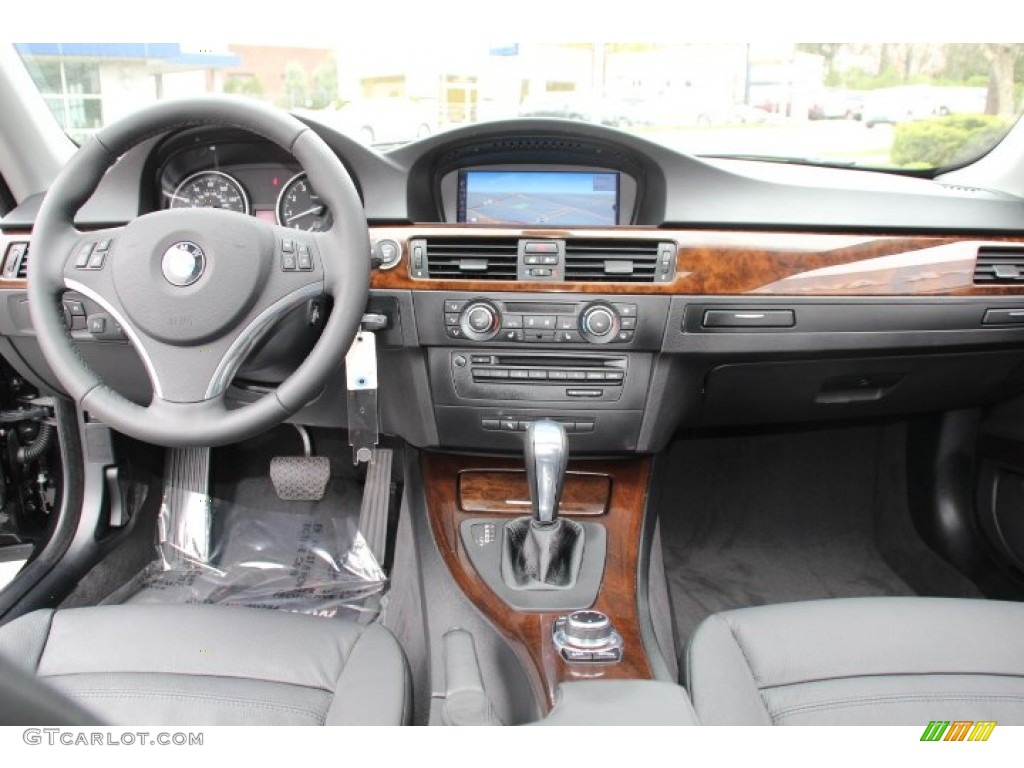 2013 BMW 3 Series 328i xDrive Coupe Black Dashboard Photo #80125134