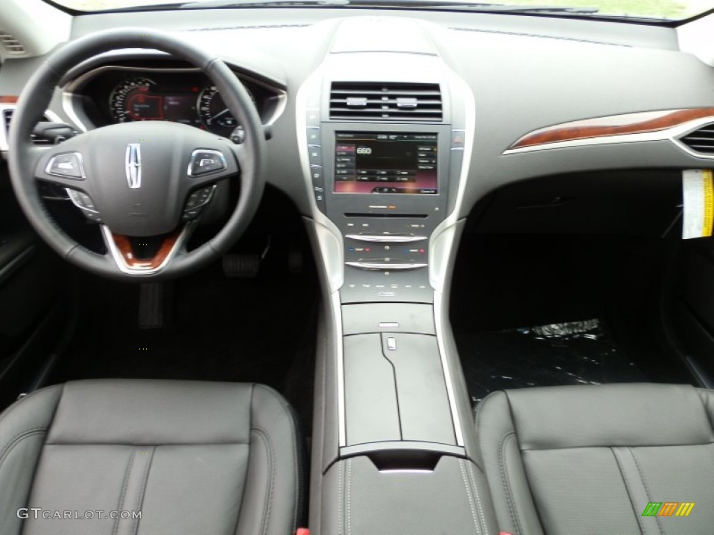 2013 Lincoln MKZ 2.0L EcoBoost FWD Charcoal Black Dashboard Photo #80127117