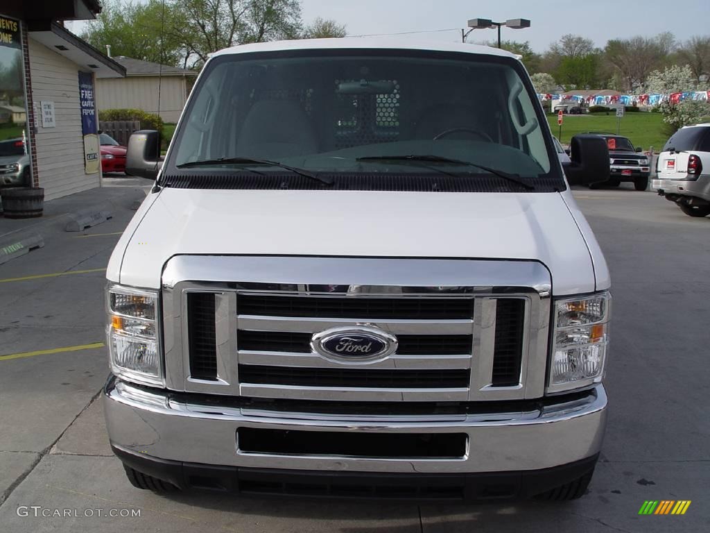 2008 E Series Van E250 Super Duty Commericial - Oxford White / Medium Flint photo #4