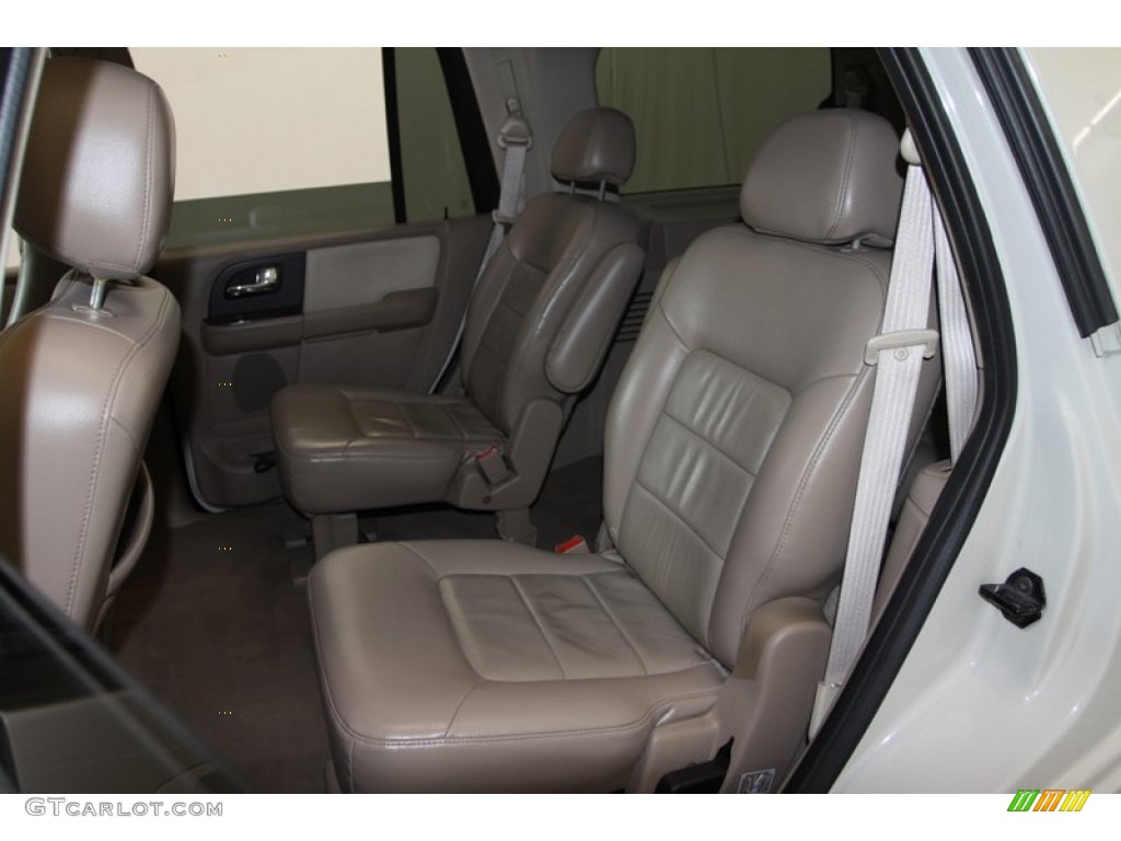Medium Parchment Interior 2005 Ford Expedition Limited Photo #80131937