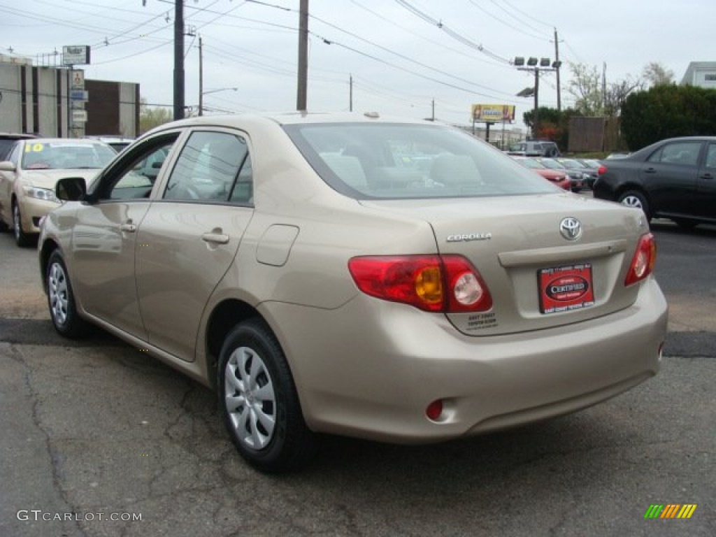 2010 Corolla LE - Desert Sand Metallic / Bisque photo #4
