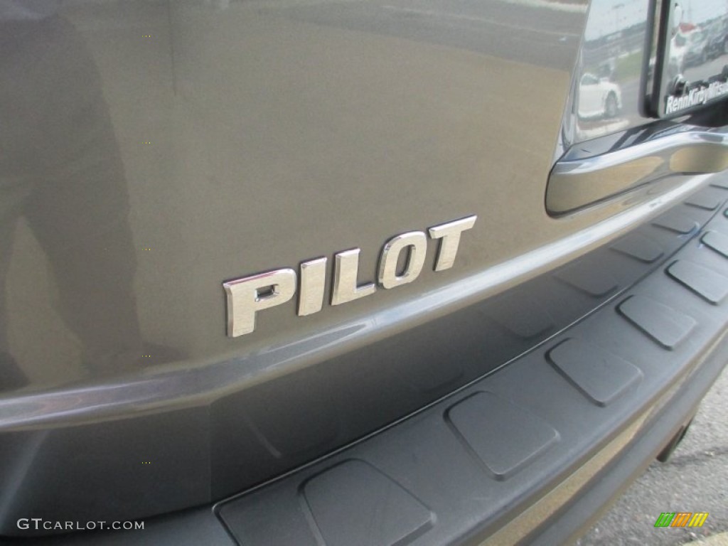 2010 Pilot EX-L 4WD - Polished Metal Metallic / Gray photo #32
