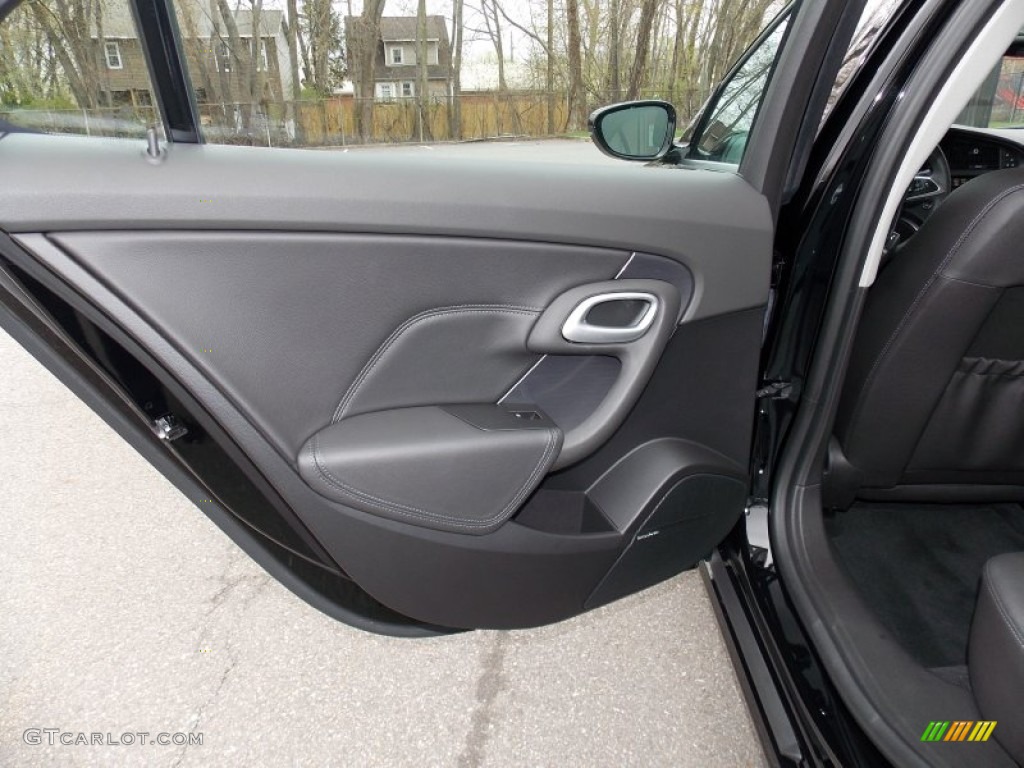2011 Saab 9-5 Aero XWD Sedan Jet Black Door Panel Photo #80133720
