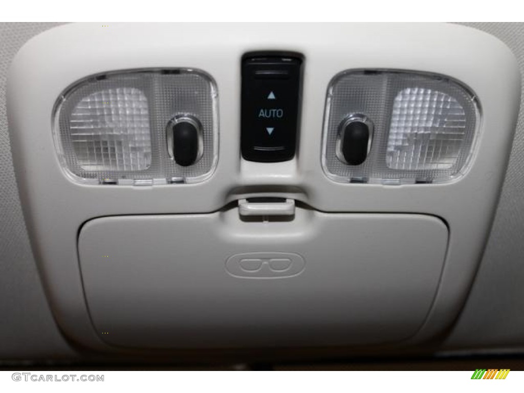 2009 Mercury Mariner V6 Controls Photo #80133900
