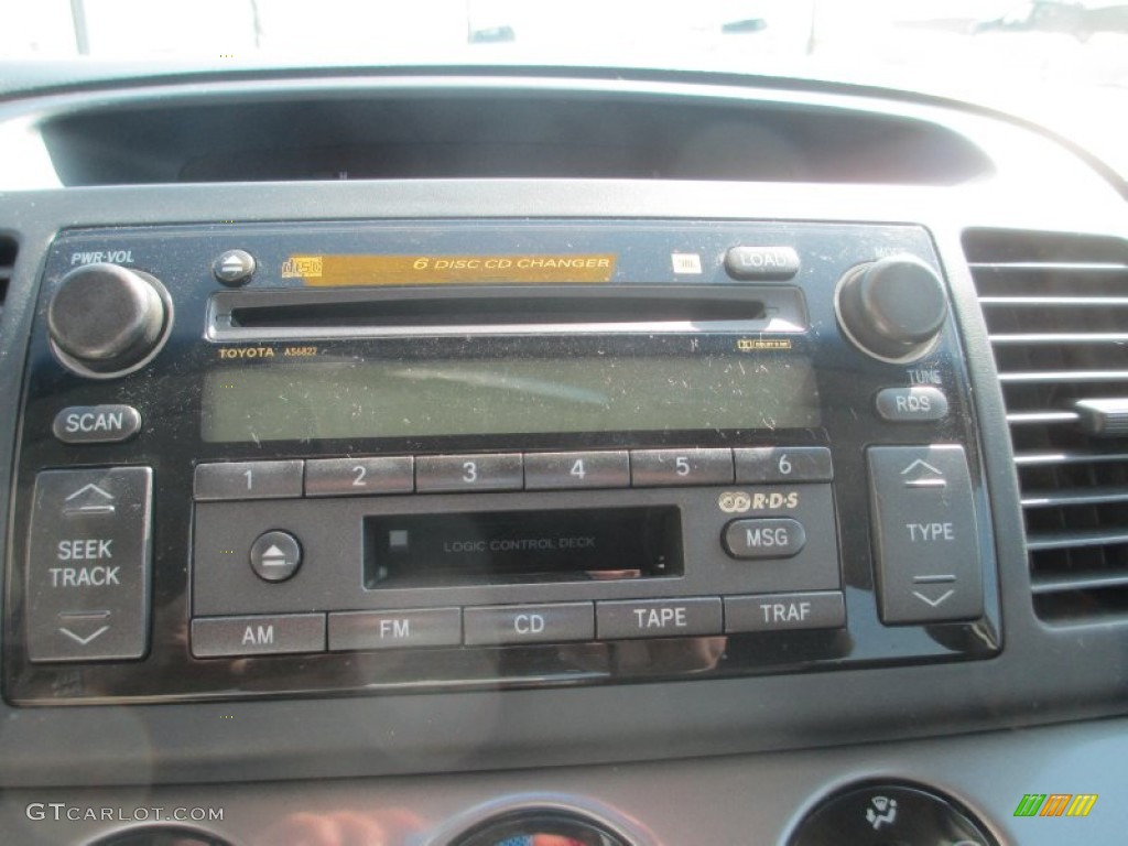 2003 Camry SE - Lunar Mist Metallic / Dark Charcoal photo #19