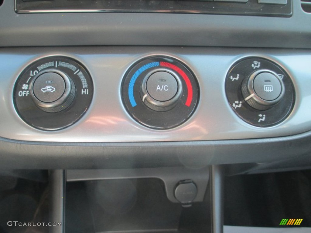2003 Camry SE - Lunar Mist Metallic / Dark Charcoal photo #20