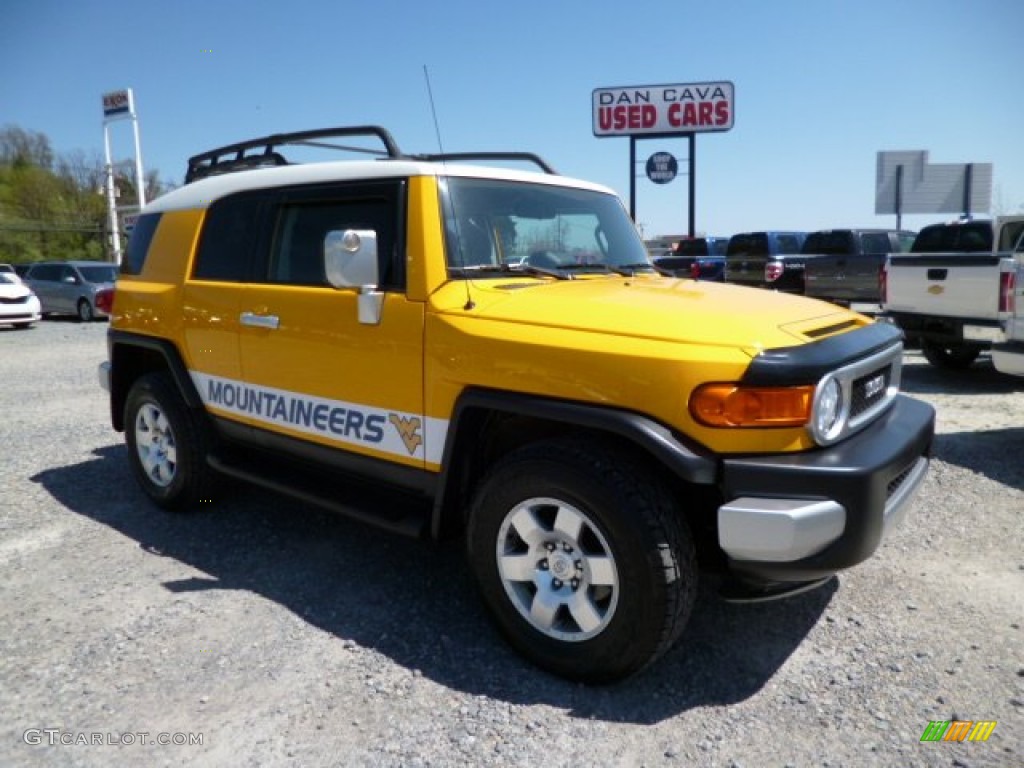 2007 FJ Cruiser 4WD - Sun Fusion / Dark Charcoal photo #1