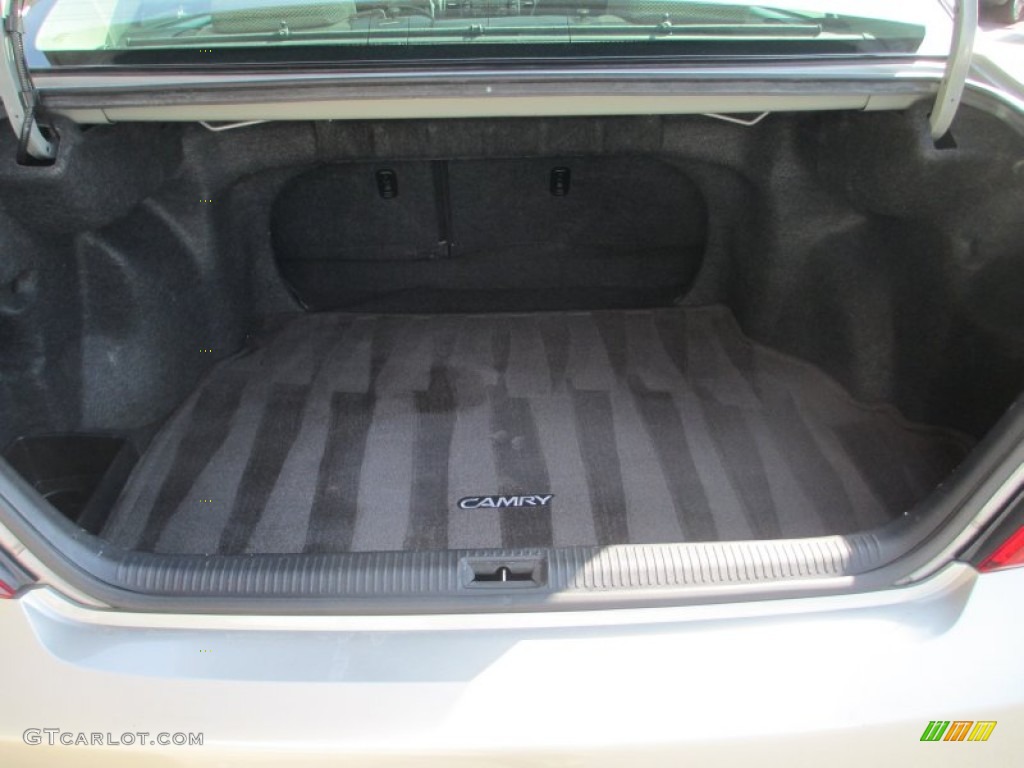 2003 Camry SE - Lunar Mist Metallic / Dark Charcoal photo #28