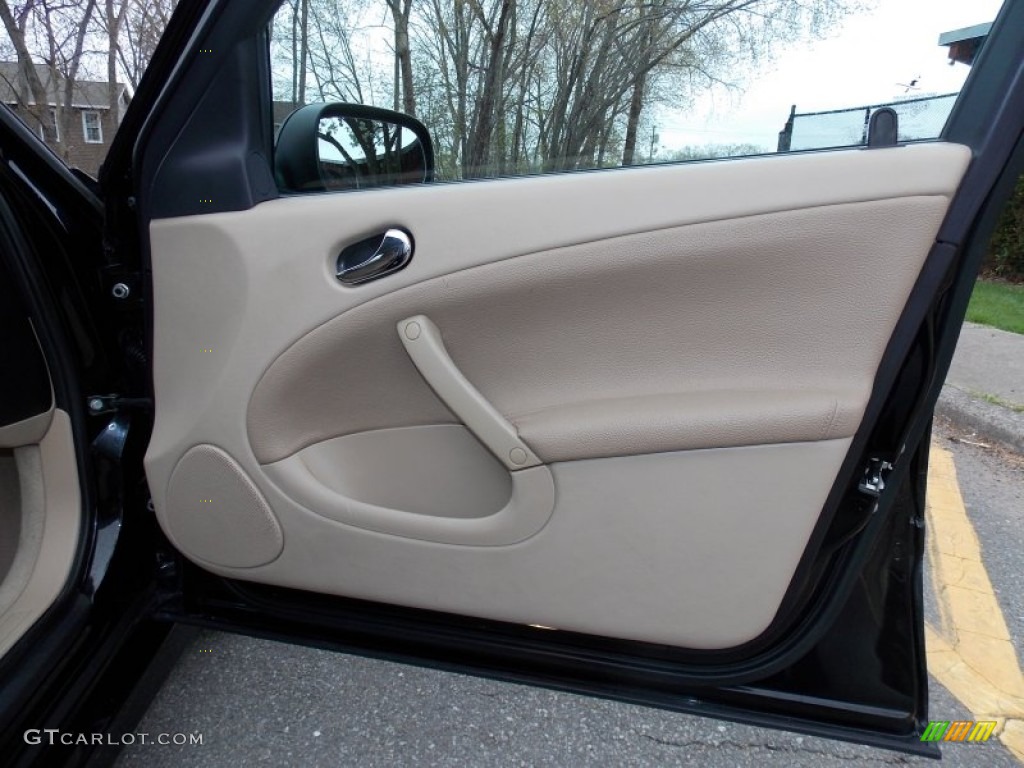 2004 Saab 9-5 Arc Sport Wagon Sand Beige Door Panel Photo #80135208