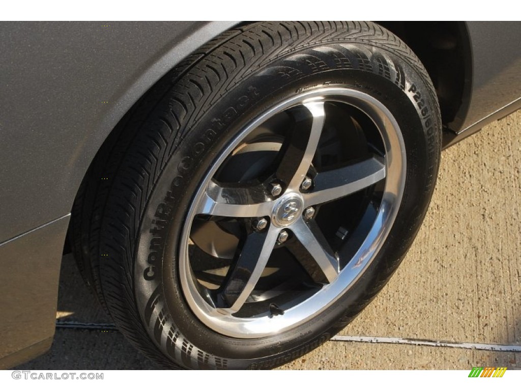 2010 Challenger SE - Dark Titanium Metallic / Dark Slate Gray photo #6