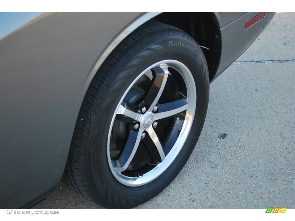 2010 Challenger SE - Dark Titanium Metallic / Dark Slate Gray photo #11