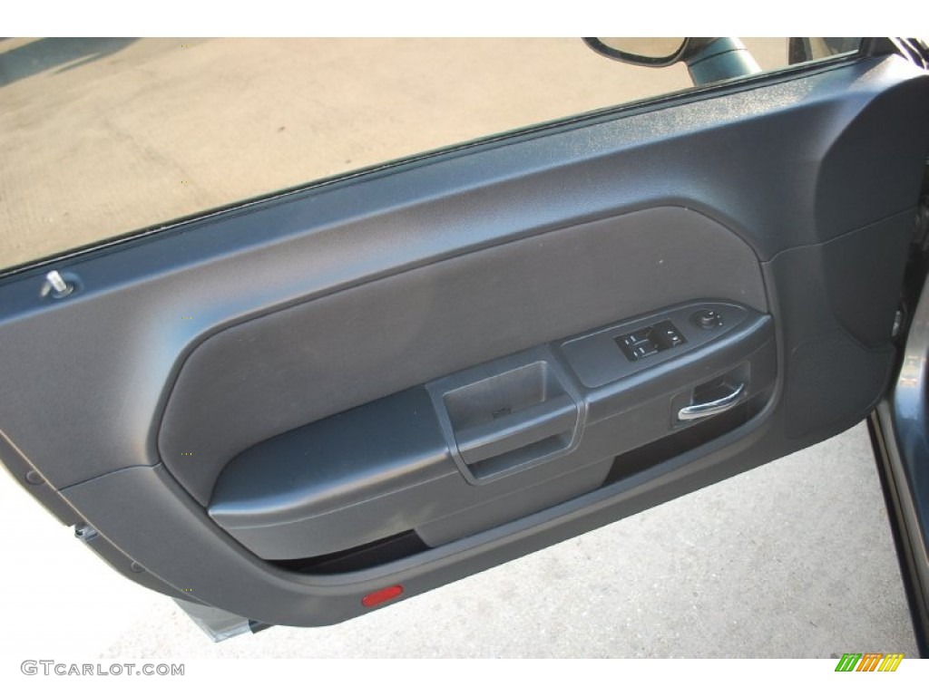 2010 Challenger SE - Dark Titanium Metallic / Dark Slate Gray photo #12