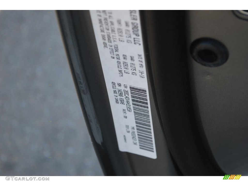 2010 Challenger SE - Dark Titanium Metallic / Dark Slate Gray photo #16