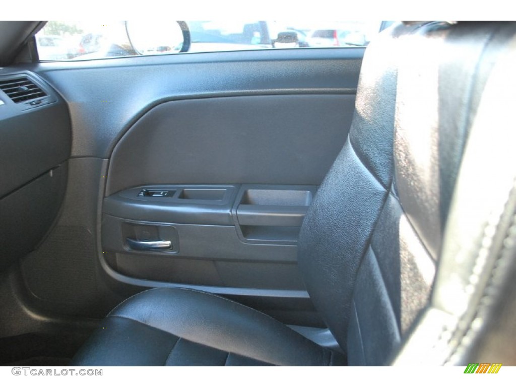 2010 Challenger SE - Dark Titanium Metallic / Dark Slate Gray photo #22
