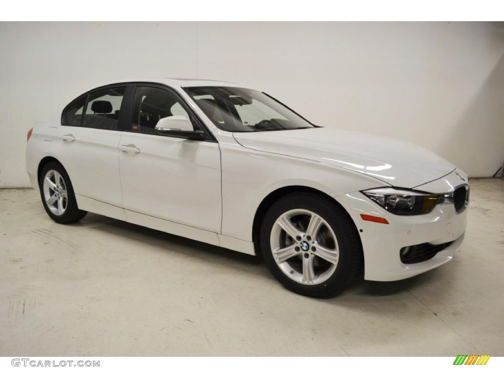 2013 3 Series 328i Sedan - Alpine White / Black photo #2