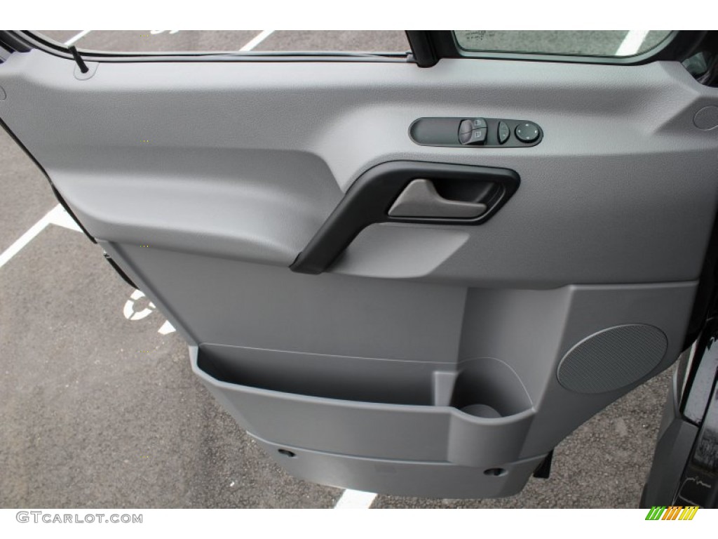 2013 Mercedes-Benz Sprinter 2500 High Roof Cargo Van Door Panel Photos