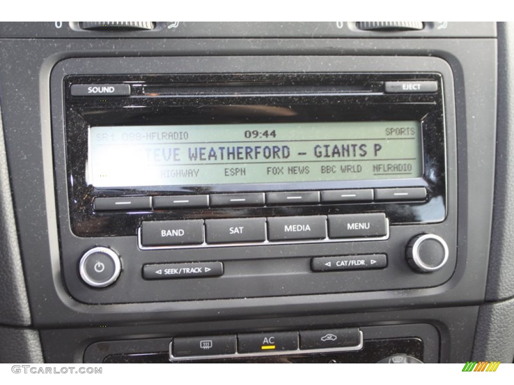 2011 Volkswagen GTI 4 Door Audio System Photos