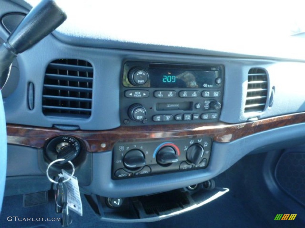 2001 Impala  - Navy Blue Metallic / Regal Blue photo #19