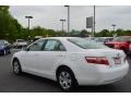 Super White - Camry LE Photo No. 32