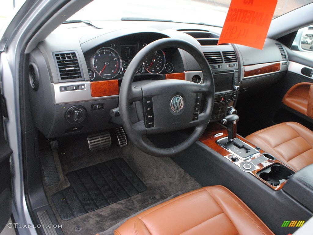 2004 Volkswagen Touareg V8 Dashboard Photos