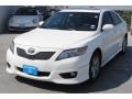 Super White - Camry SE Photo No. 3