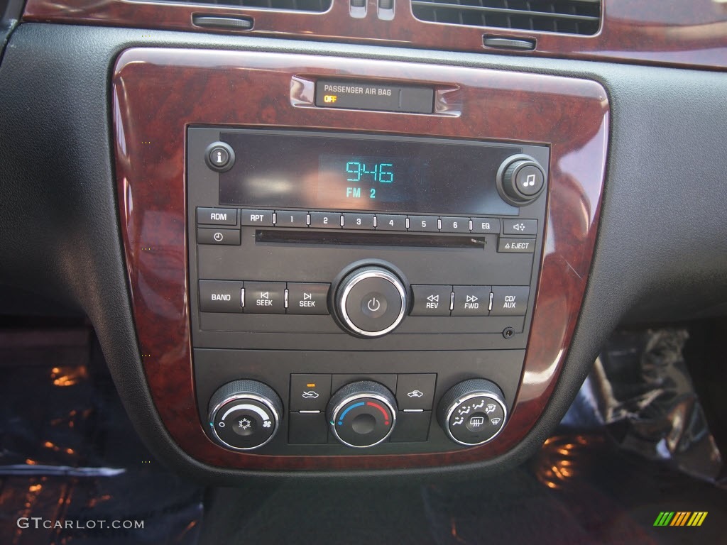 2006 Impala LS - Black / Ebony Black photo #23