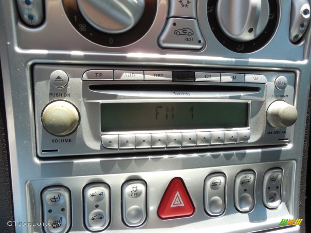 2004 Chrysler Crossfire Limited Coupe Audio System Photos