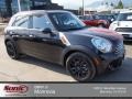 Absolute Black - Cooper Countryman Photo No. 1