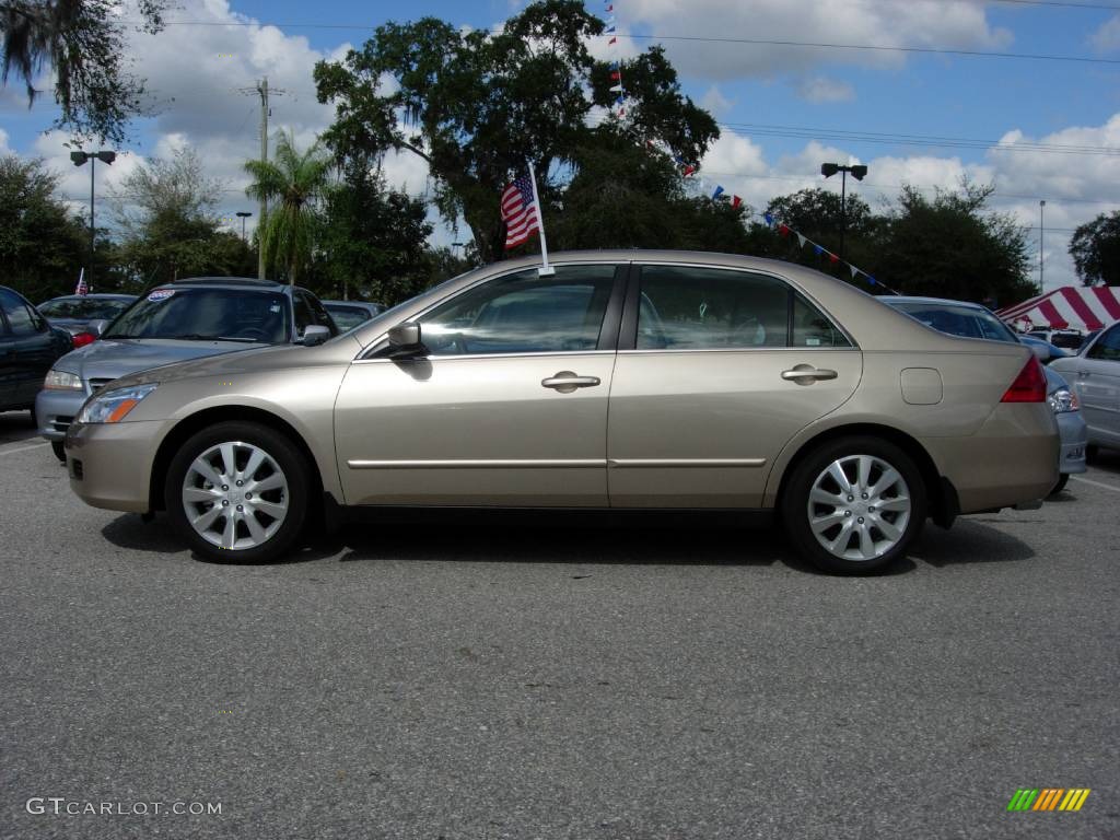 2006 Accord LX V6 Sedan - Desert Mist Metallic / Ivory photo #2