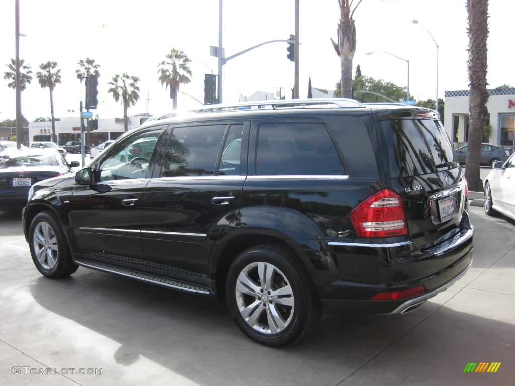 2010 GL 350 BlueTEC 4Matic - Black / Black photo #4
