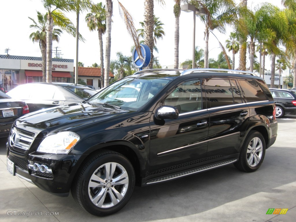 2010 Mercedes-Benz GL 350 BlueTEC 4Matic Exterior Photos