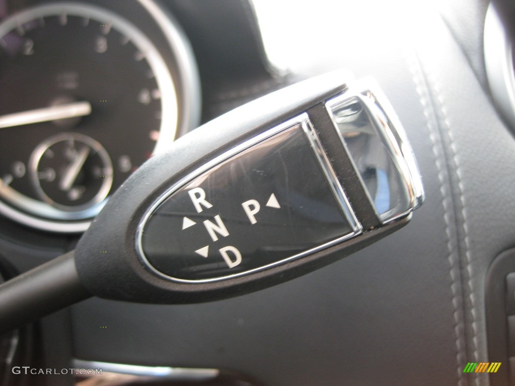 2010 GL 350 BlueTEC 4Matic - Black / Black photo #10