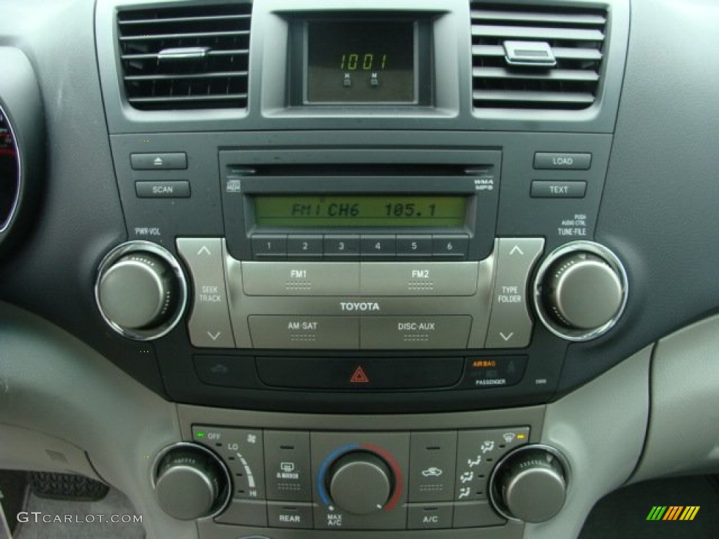 2010 Highlander V6 4WD - Black / Ash photo #11