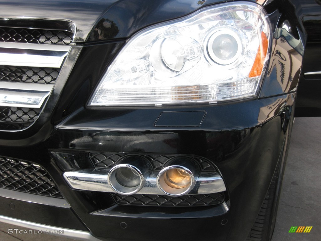 2010 GL 350 BlueTEC 4Matic - Black / Black photo #23