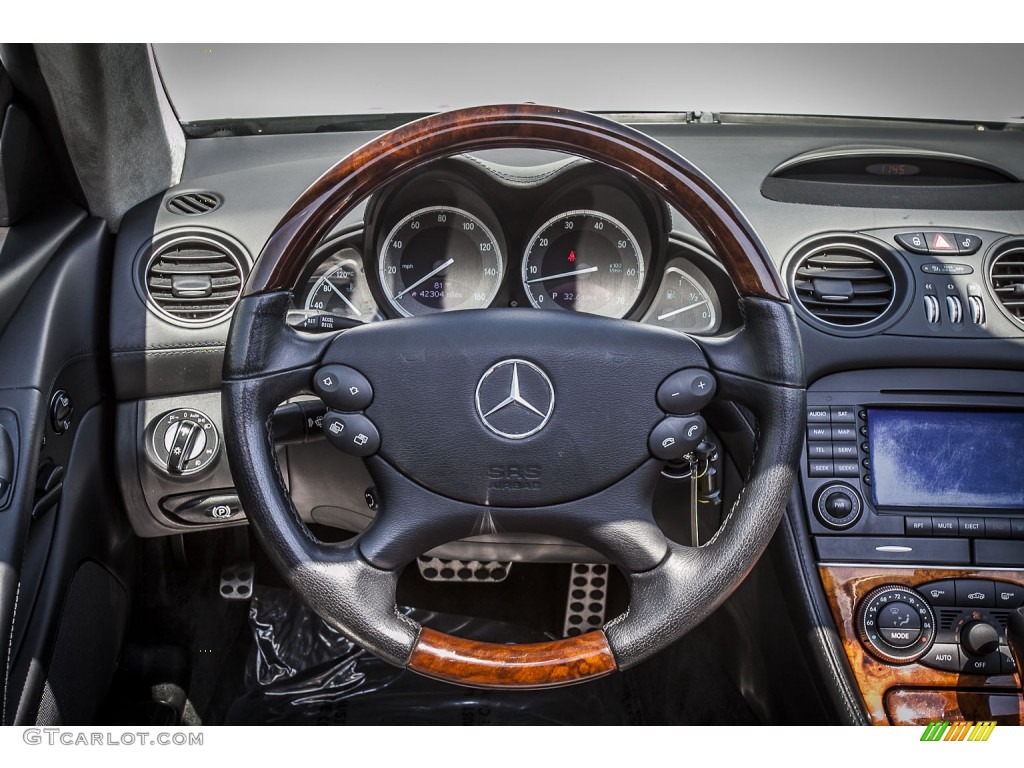 2007 Mercedes-Benz SL 600 Roadster Black Steering Wheel Photo #80147396